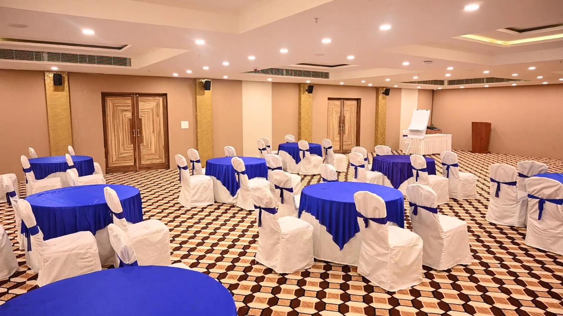 Seven Hills Hotel Puri Exterior foto